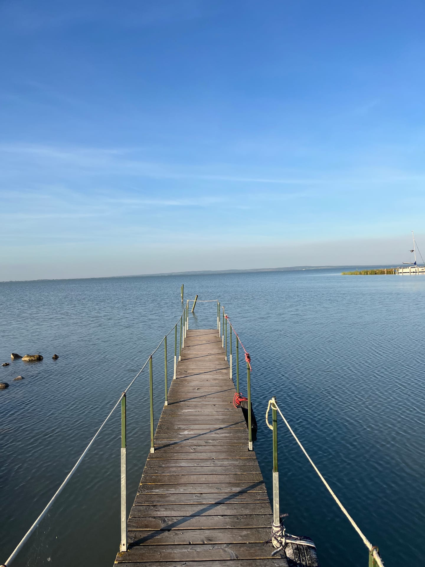 Fa móló a Balatonon